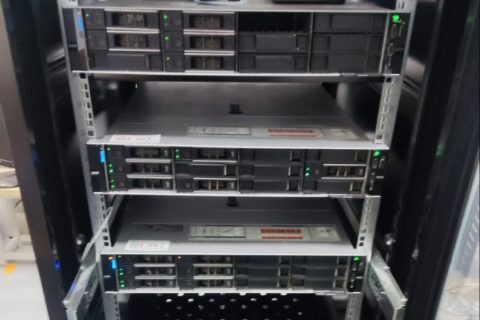 企业戴尔 R740XD 服务器机架上架部署案例